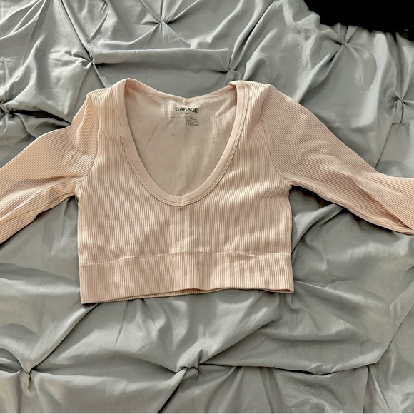 Garage soft pink cropped long sleeve size small - Picture 4 of 4
